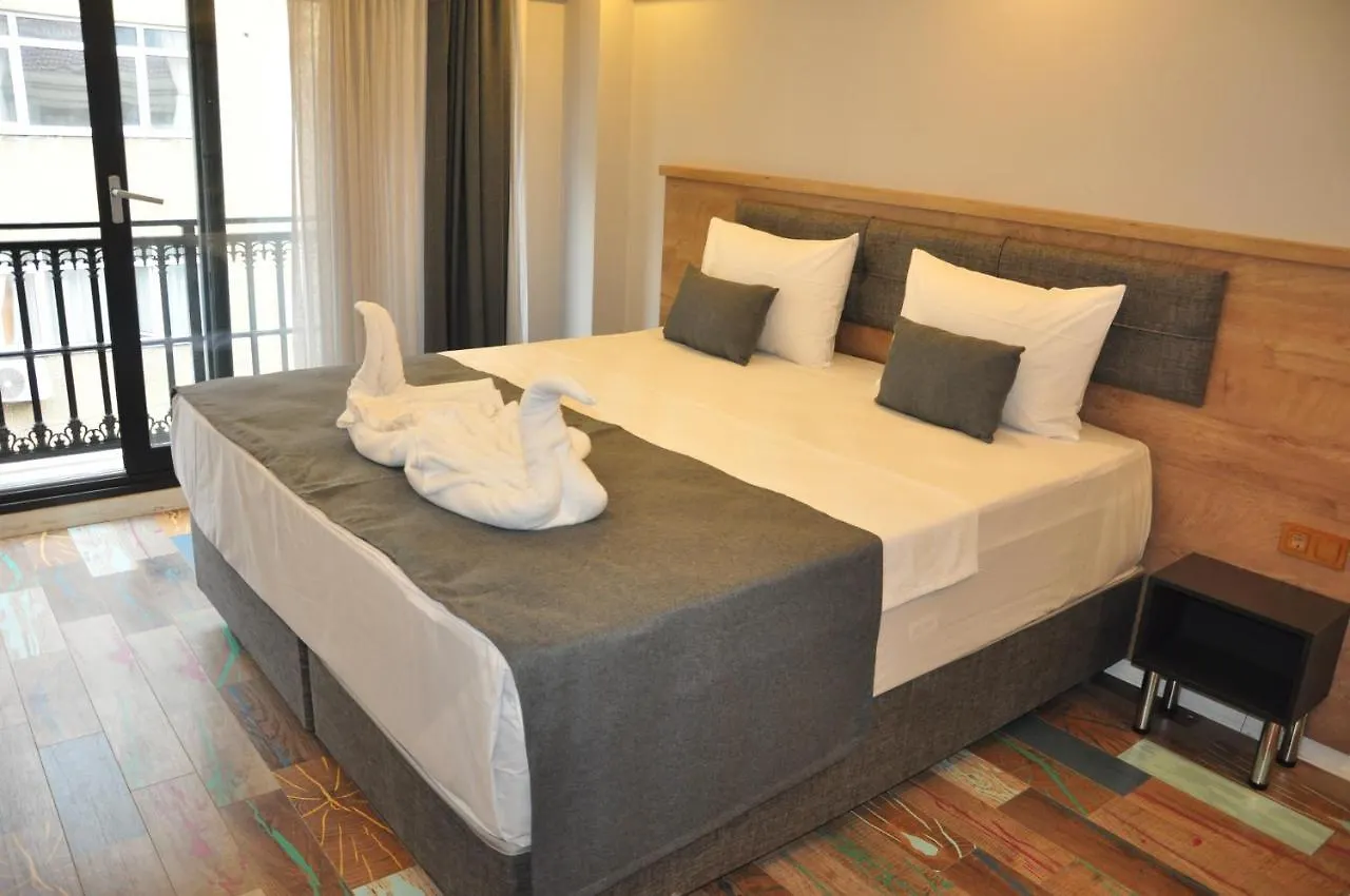 Check In Hotel Estambul