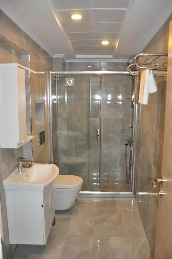 Check In Hotel Estambul 0*,